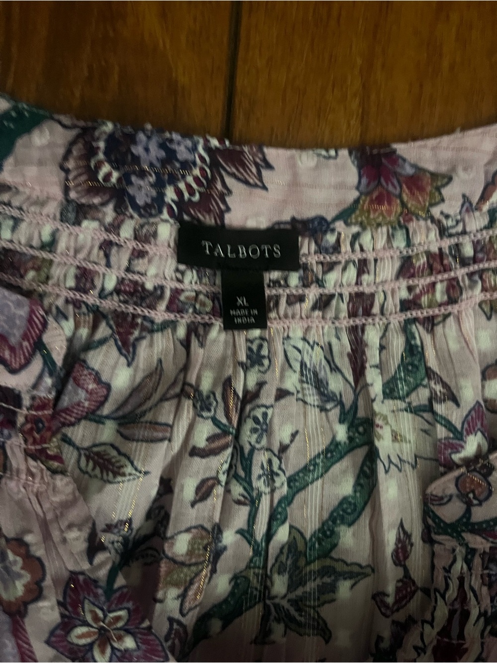 Five blouse bundle - Picture 16 of 16